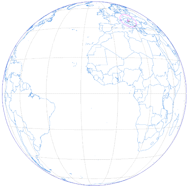 Prikaz globusa s plavim obrisima kontinenata i zemalja, gledan iz perspektive koja uključuje Europu, Afriku i dio Atlantskog oceana.  Ovi krugovi predstavljaju orbitalne zone ili pokrivenost satelitskog signala u okviru BSS (Broadcasting-Satellite Service) plana. Pozicija označena na slici odnosi se na 12,8° zapadne geografske dužine, što može ukazivati na dijeljenu orbitalnu lokaciju za određene satelite koji pružaju usluge emitiranja.